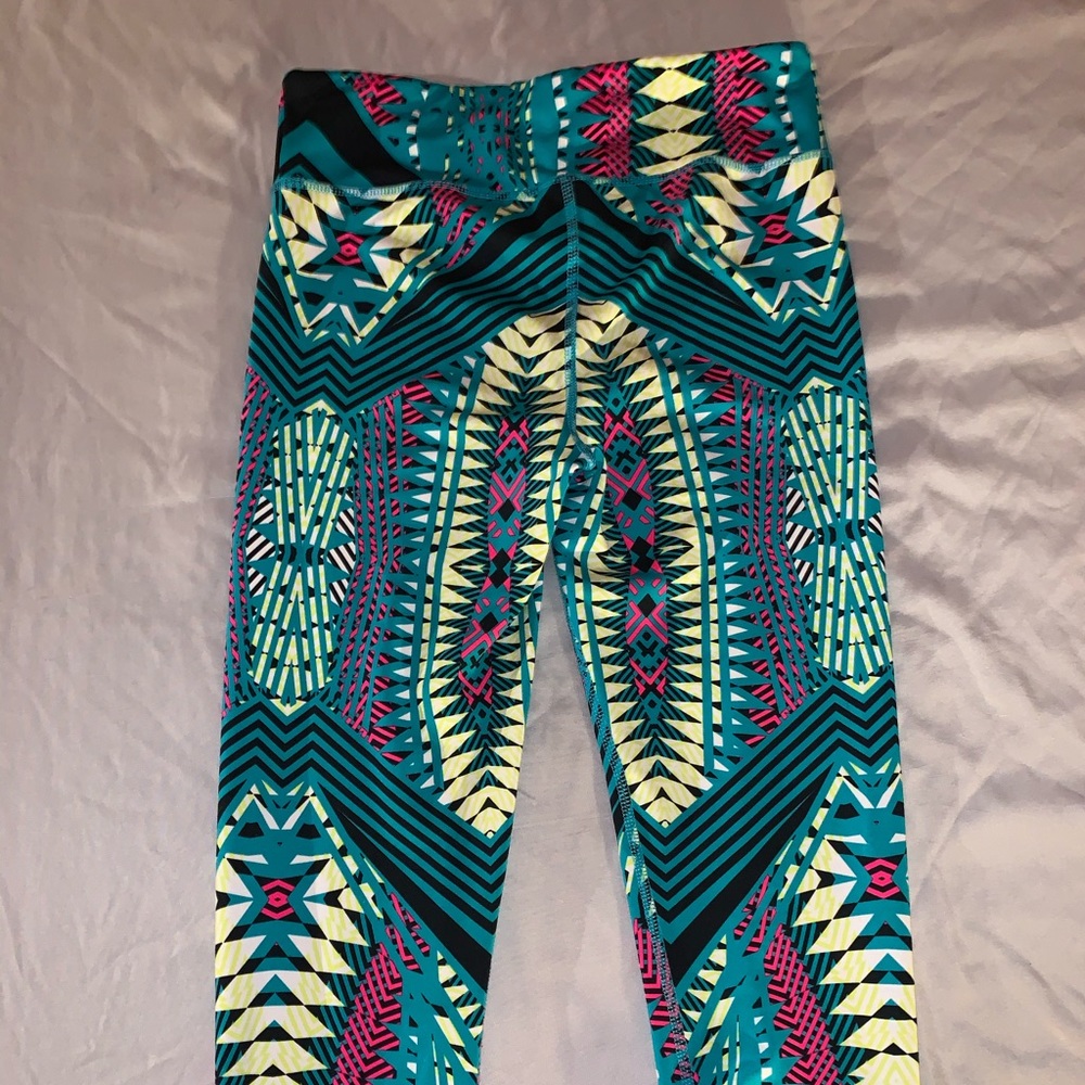 Active Capri Leggings